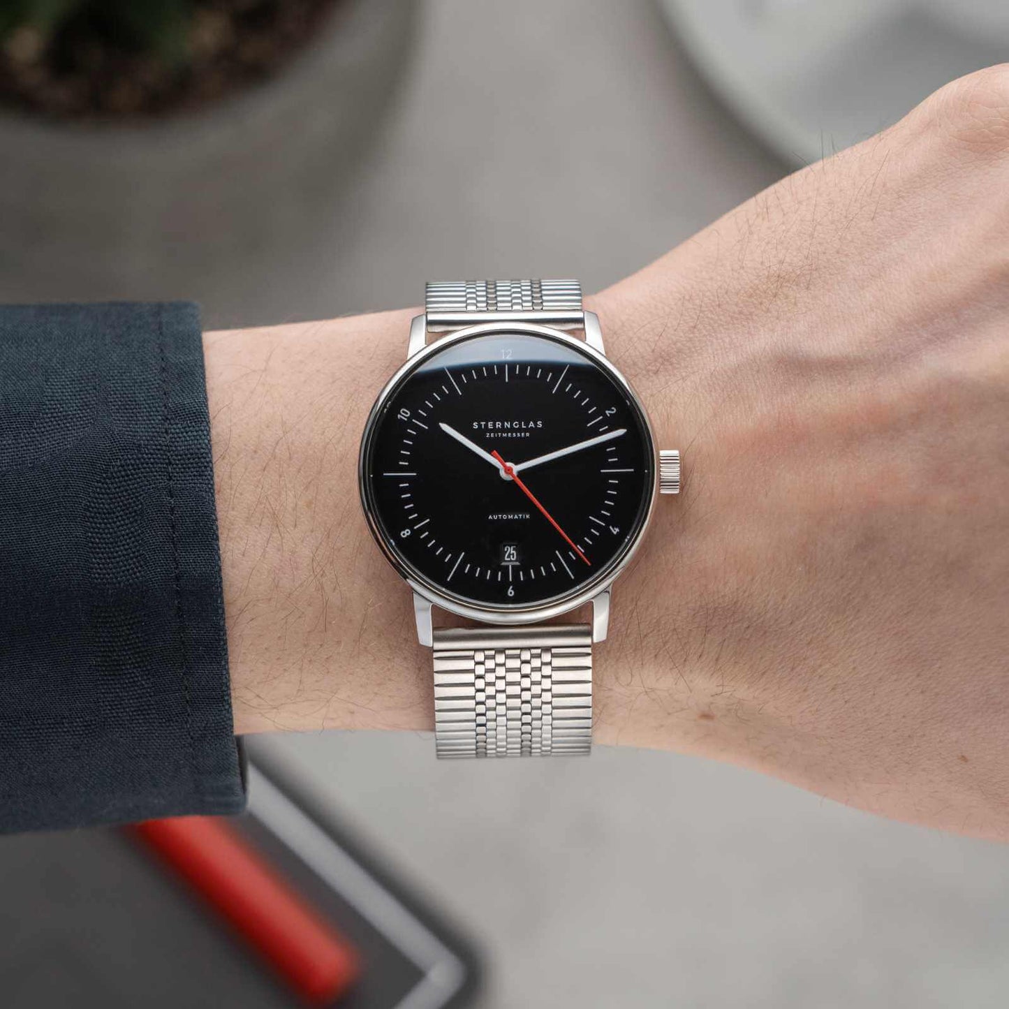 Naos Automatik black red