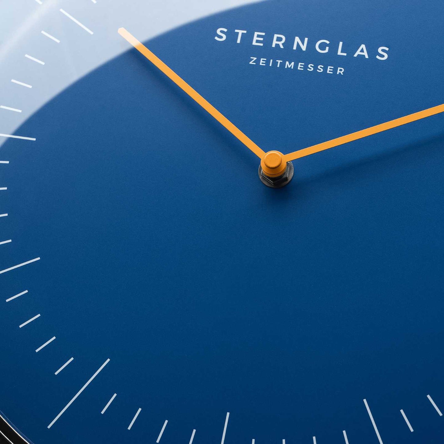 Clock Naos coast blue