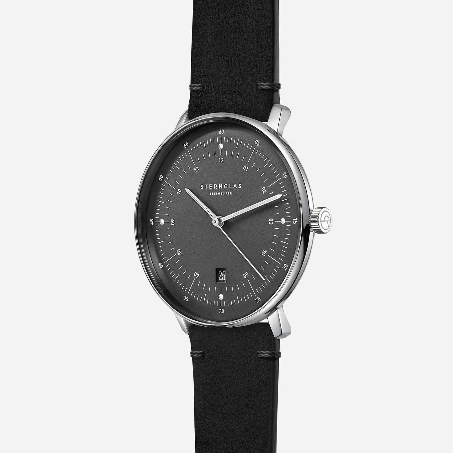 popup|Domed sapphire crystal|The absolutely scratch-resistant and double anti-reflective sapphire crystal - the premium class of watch crystals - ensures a clear view.