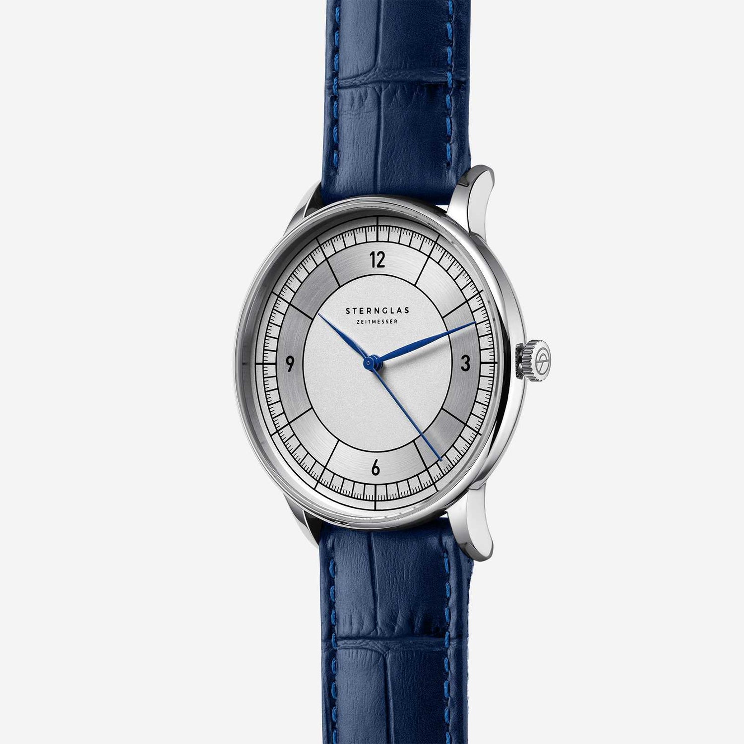 popup|Fits under any shirt sleeve|The flat case design makes the Sedius the ideal dress watch for everyday wear.