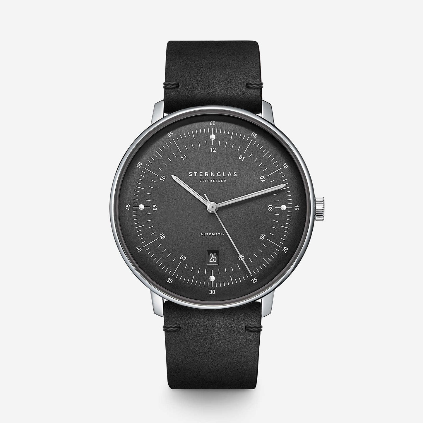 popup|A homage to the Hanseatic city|Inspired by measuring instruments from seafaring, the focus of the Hamburg Automatic is clearly on function.