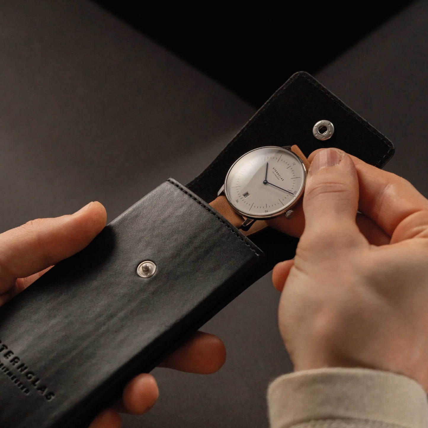 Watch pouch