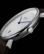 popup|Domed sapphire glass|The absolutely scratch-resistant and double anti-reflective sapphire glass provides a clear view - the premium class of watch glasses.