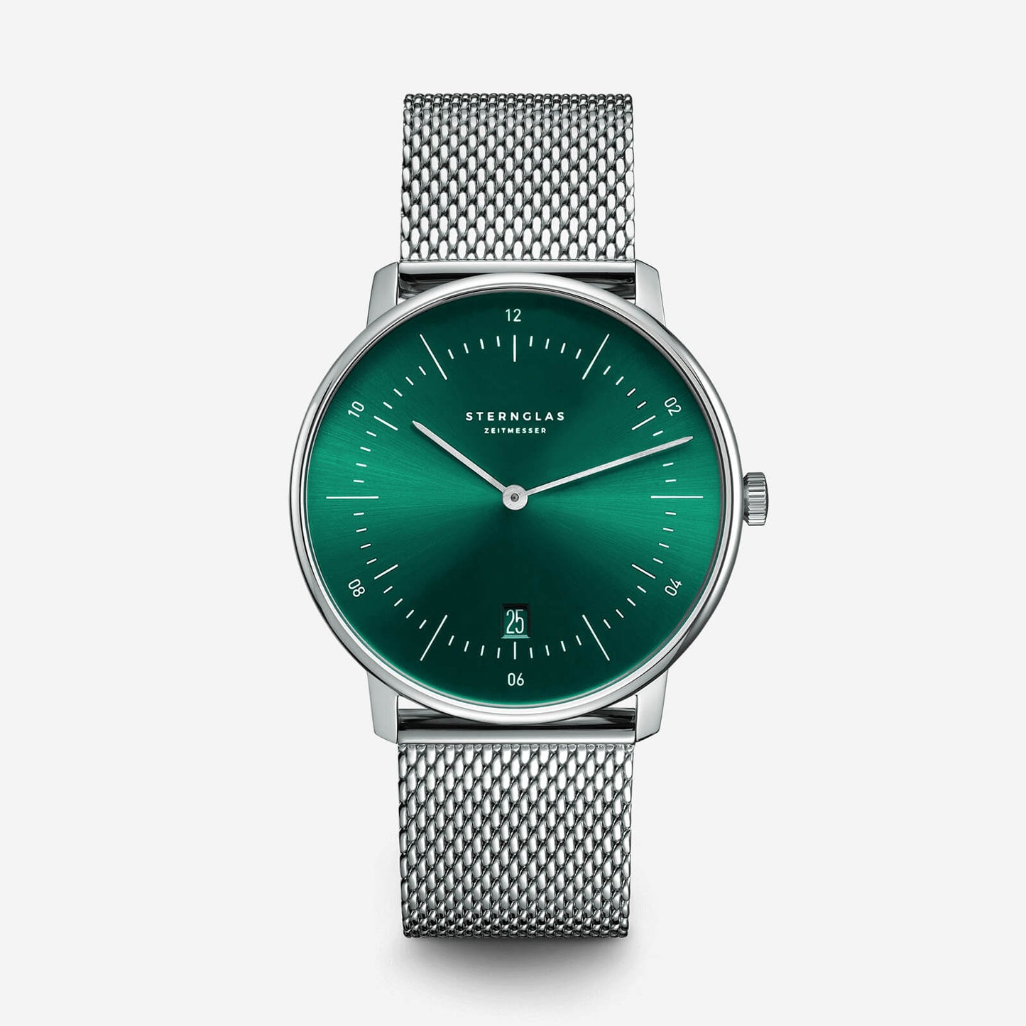 popup|Classic Bauhaus Design|Inspired by the Bauhaus movement of the 1920s, the dial is kept minimalistic and clear. "Form follows function" as they say.