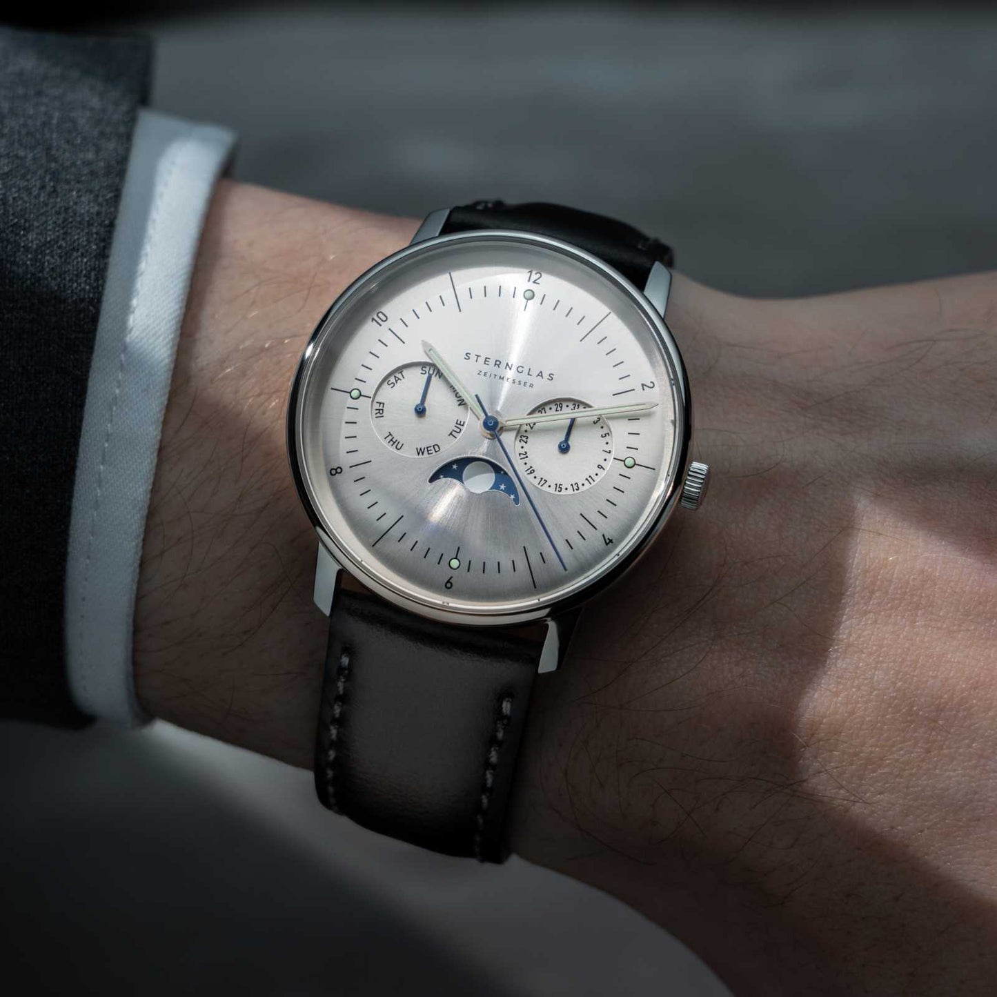 Naos Moonphase moon silver