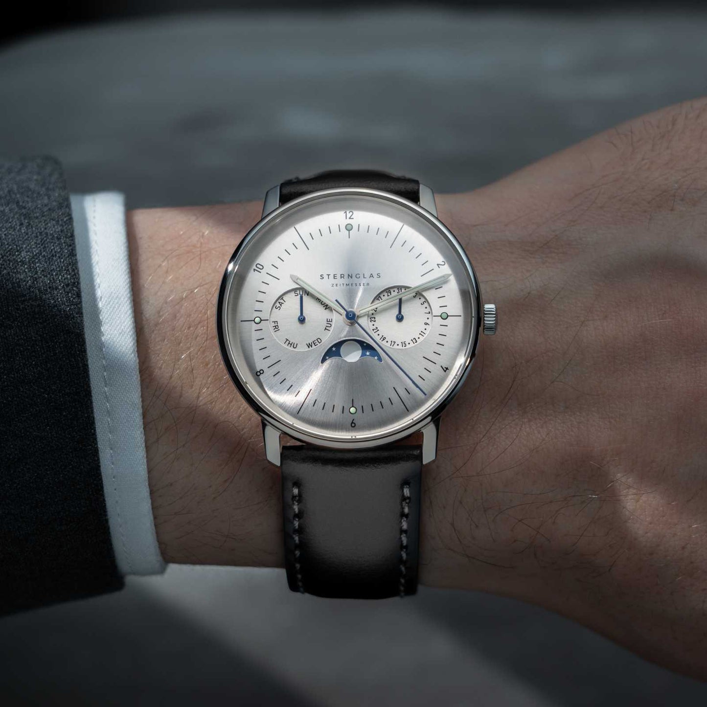 Naos Moonphase moon silver