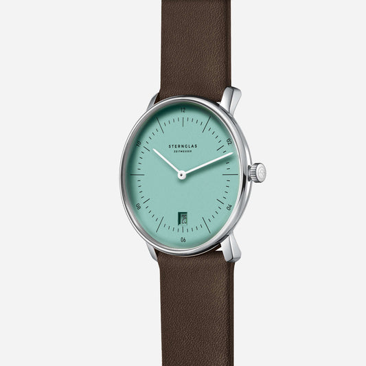 popup|Ronda quartz movement|The 714 movement from Swiss manufacturer Ronda ensures precision and durability.