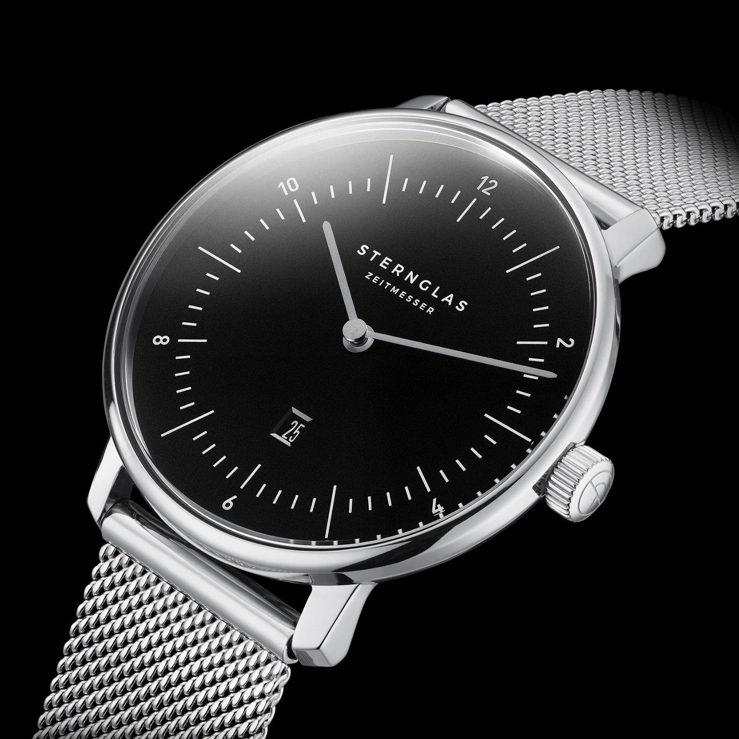 Naos XS piano black