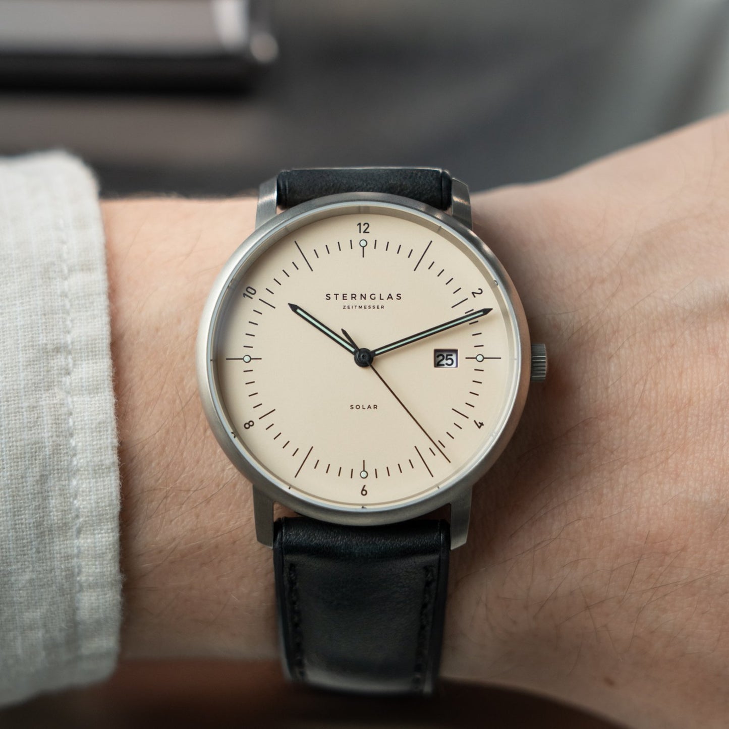 Naos Solar Edition Titanium sand brown