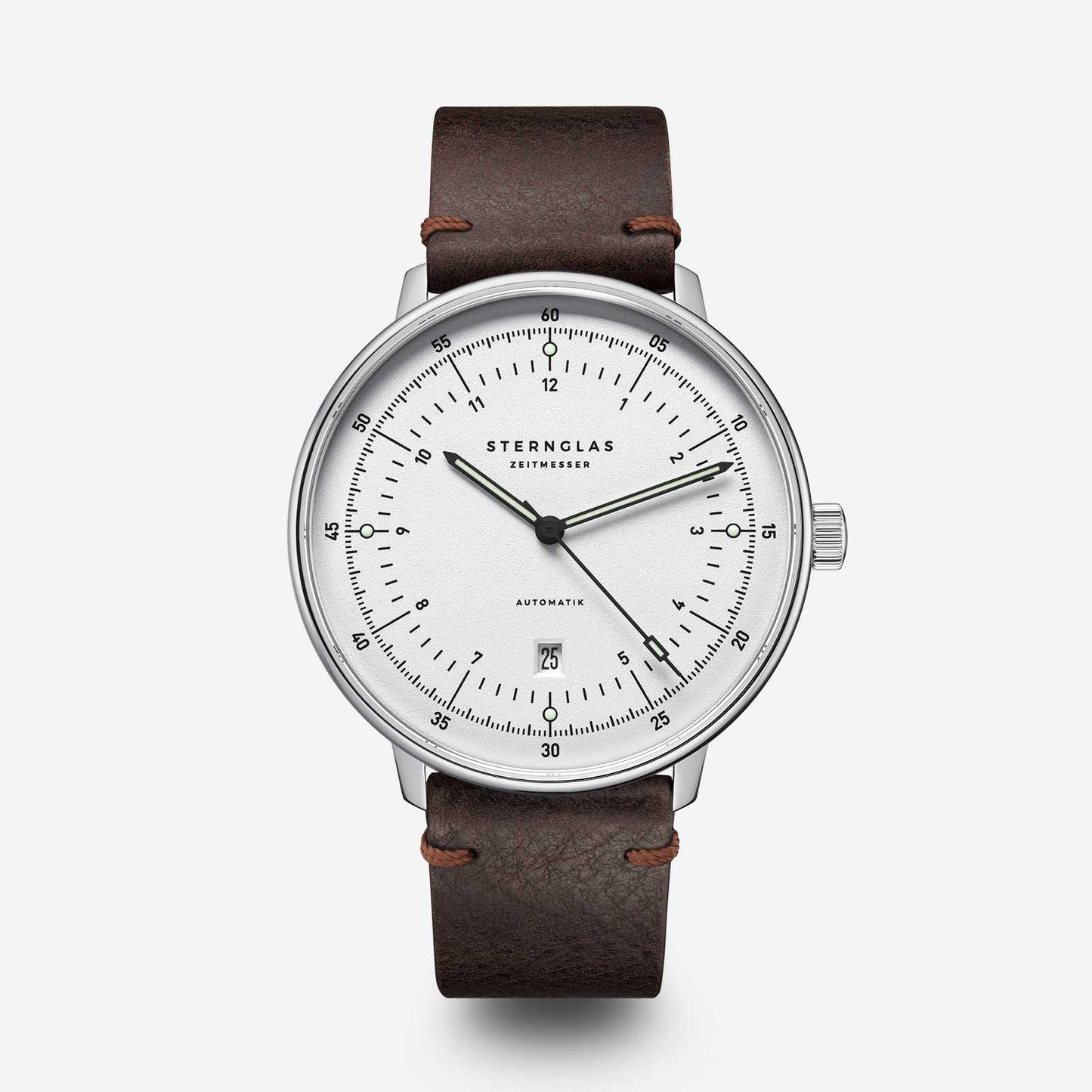 popup|A homage to the Hanseatic city|Inspired by measuring instruments from seafaring, the focus of the Hamburg Automatic is clearly on function.