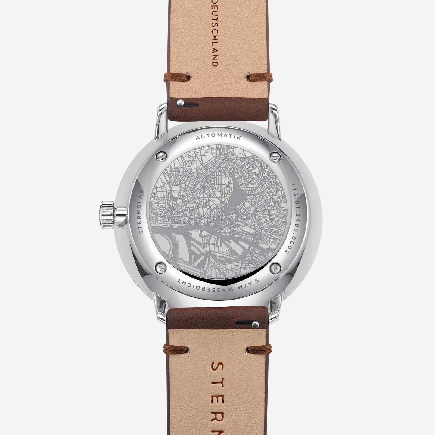 popup|High-quality back engraving|The case back is decorated with a haptically perceptible engraving of Hamburg's city centre.